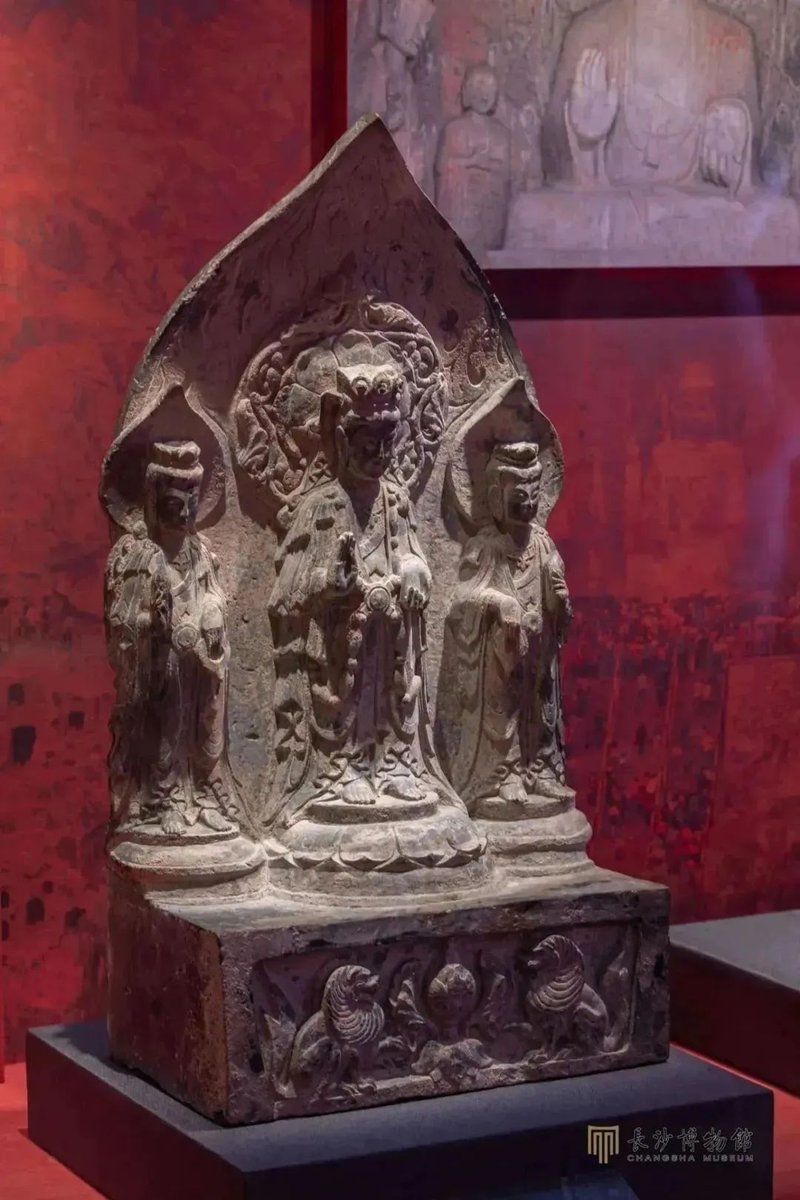 Graceful and serene — this statue of three Bodhisattvas from the Northern Wei Dynasty reflects the spiritual artistry of a transformative era in Chinese history. 🕊️✨
