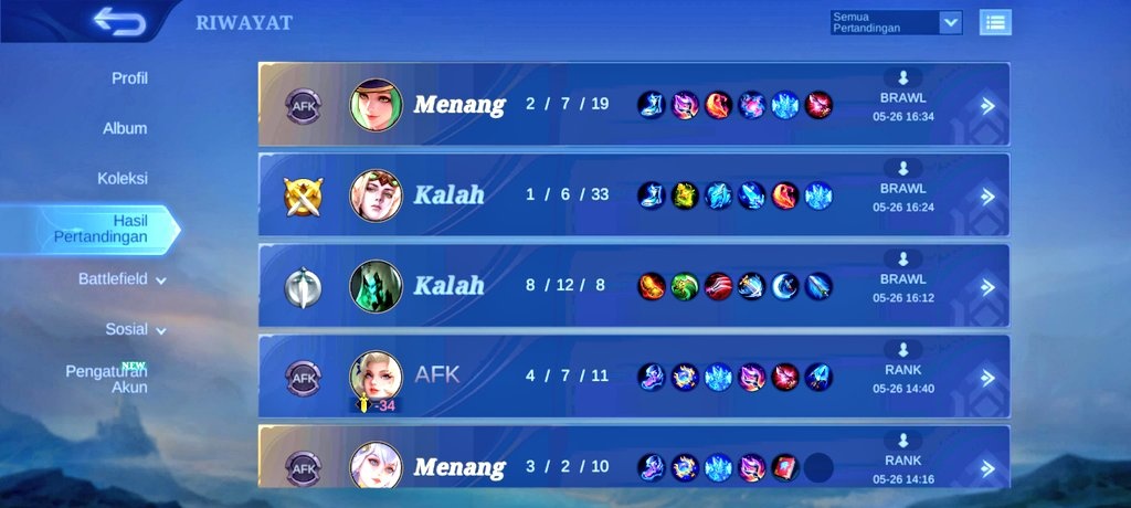 zaleagharna's tweet photo. bener mitosnya. kalau lagi jualan/dagang, terus open ML.. lgsg dpt org mau beli🤣 baru login in match, lgsg AFK gara2 layanin org belanja wkwk https://t.co/nHC2VygCDr