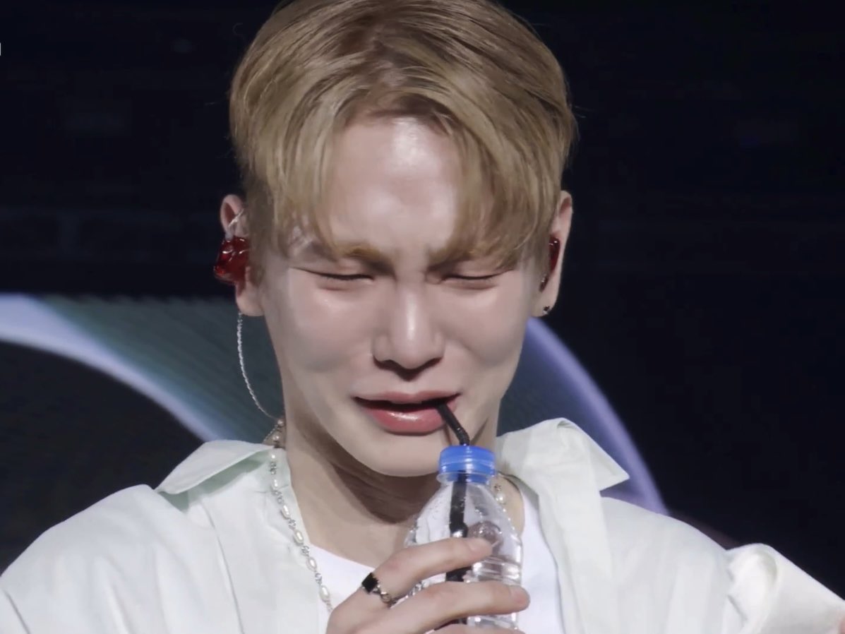 쁍... tweet media