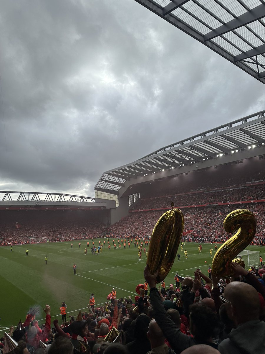 CallumLFC_6's tweet photo. These are the days my friend❤️ https://t.co/nYtCe7TykP