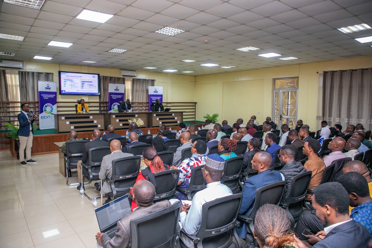 Kuri uyu wa Mbere, mu Karere ka Bugesera hateraniye inama nyunguranabitekerezo yo ku rwego rw’Intara iganira ku byavuye mu bushakashatsi ku mibereho y'ingo n'ibipimo by'ubukene mu Rwanda,#EICV7.