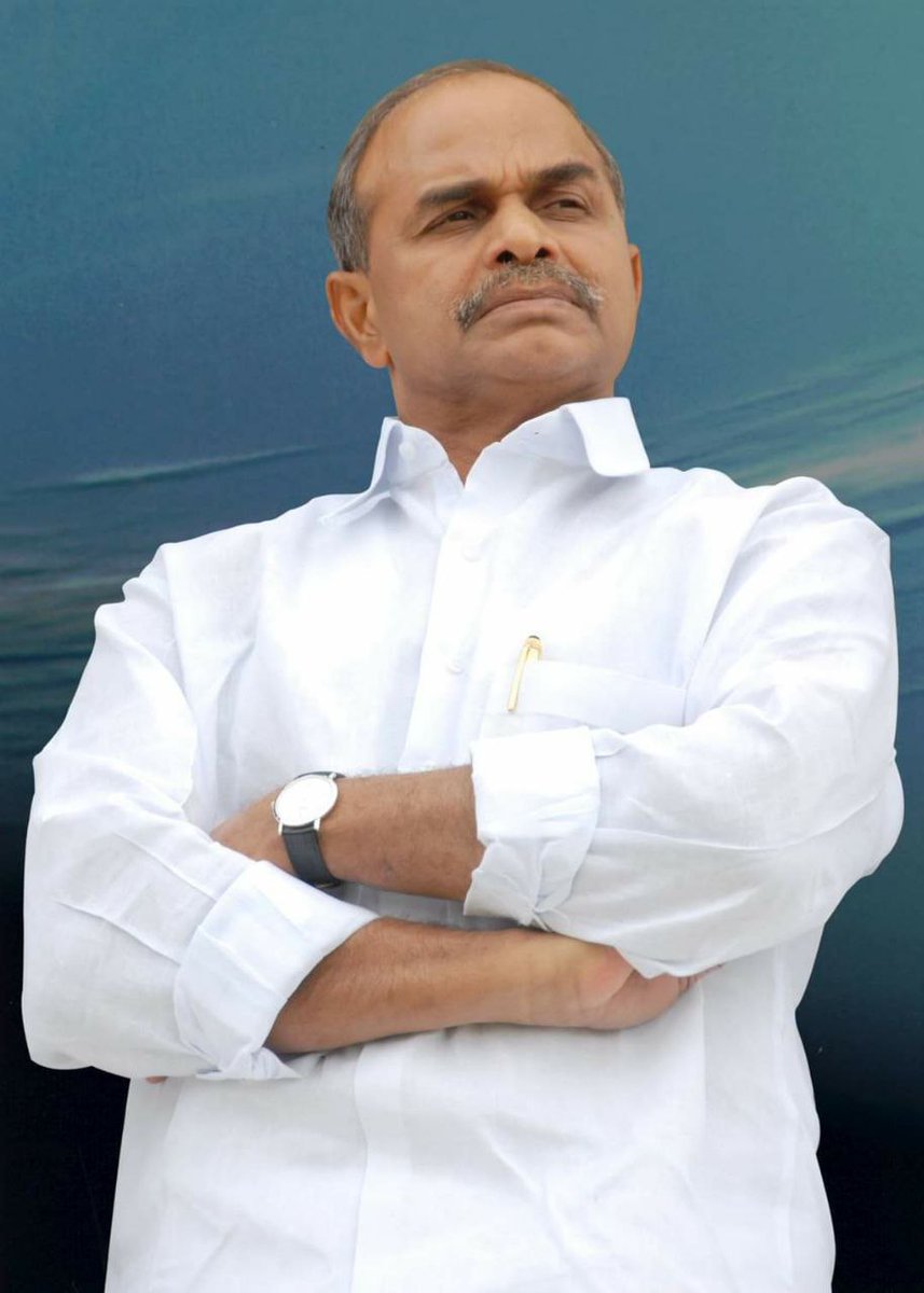 YSRCParty's tweet photo. ``ఆంధ్ర‌ప్ర‌దేశ్‌ను దేశానికే అన్నంపెట్టే అన్న‌పూర్ణ‌గా తీర్చిదిద్దాల‌నేది నా స్వ‌ప్నం`` అని చెప్పిన నాయ‌కుడు దివంగత మహానేత డాక్టర్ వైయస్ రాజశేఖరరెడ్డి గారు.
#YSRForever https://t.co/ZYTJPSAA3B