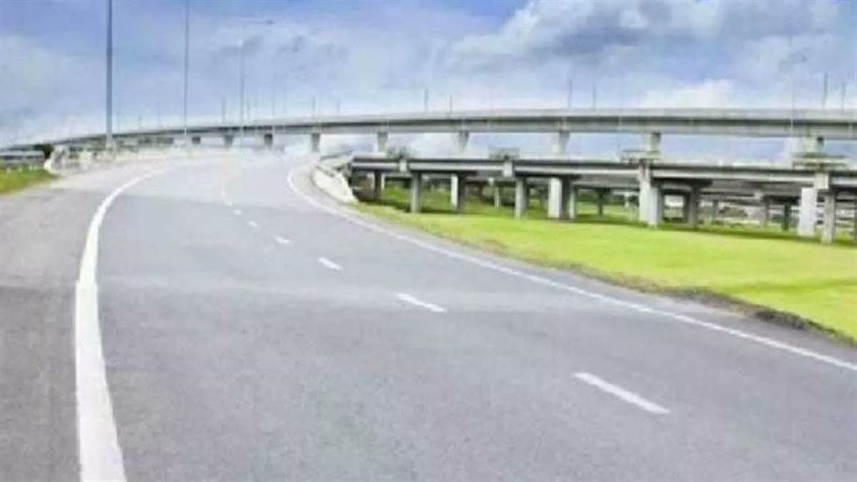 GreaterKanpur's tweet image. 🚨⚡ Major relief for Lucknow’s traffic woes! 

📍UP govt approves 62 projects including ring roads, bypasses &amp;amp; flyovers 🚧 
📍₹6,124 crore allocated for FY 2025-26 with priority to cities having 1L+ population 

#LucknowDevelopment #UPInfra #SmartCity #GreaterUP