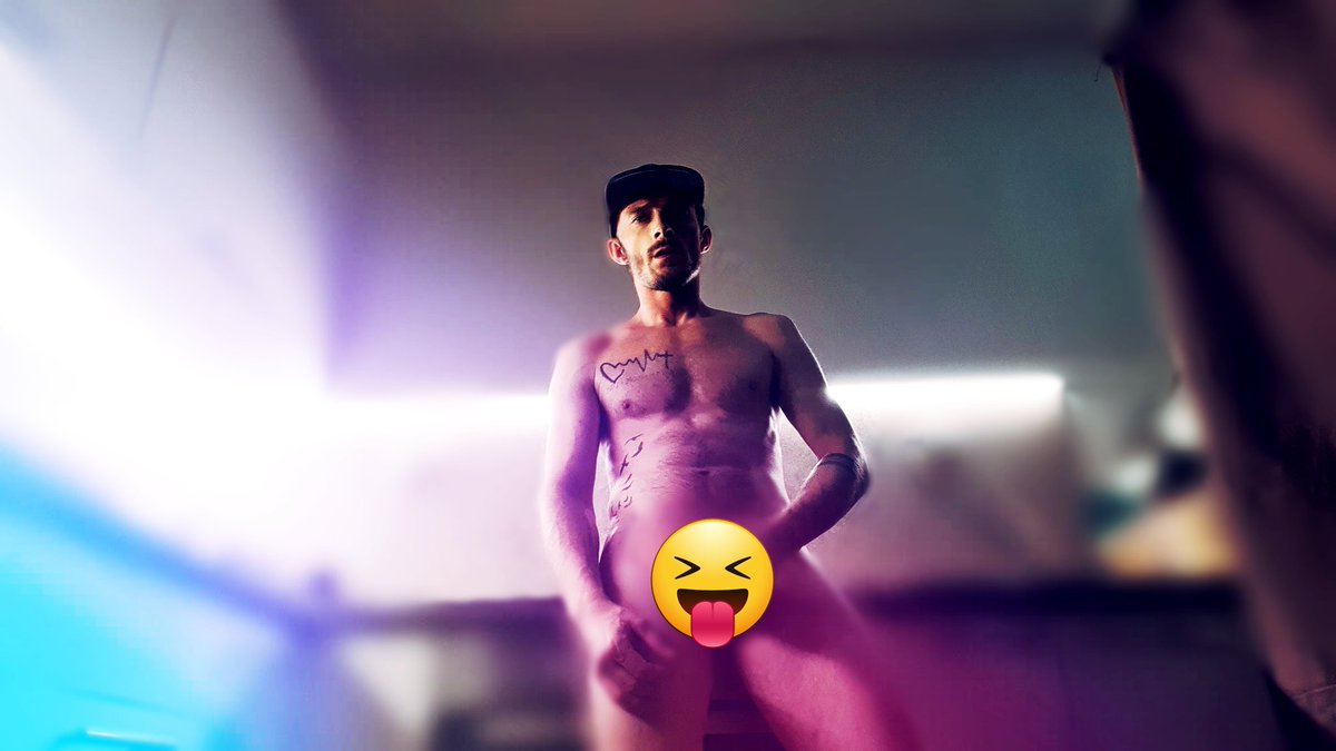 _trovin_'s tweet photo. Snídaně 😜💦
#gaymorning #gaytattoo #gaybeard #lazy #czskboy #bodyoftheday #gaystagram #tattoo #photographytime #photography #photo #picture #pic #mood #hairychest #good #instaphoto #instalike #instagay #scruffygay #instamood #scruffybeard #czech #boy #gay #czechgay #czechboy https://t.co/rBRdWgYJpa