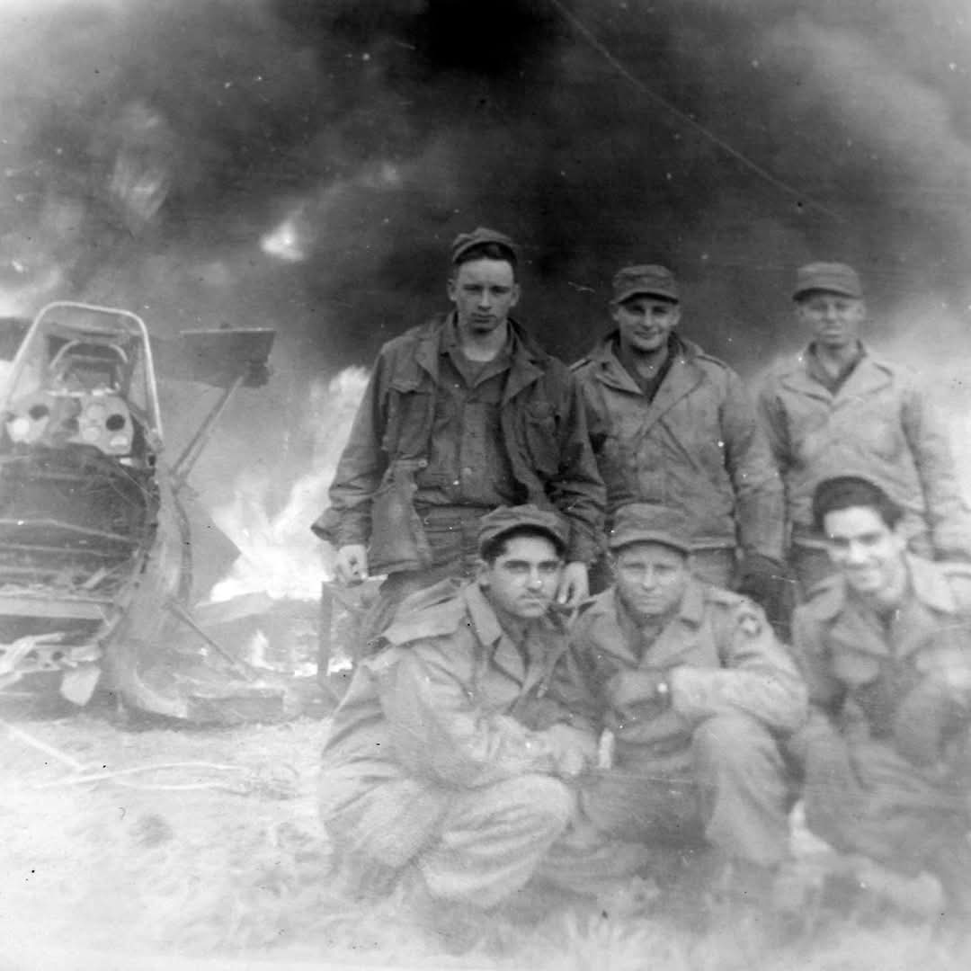 BreadofL1FE's tweet photo. My Dad #WWII #MemorialDay https://t.co/8yDJNpxSZ7