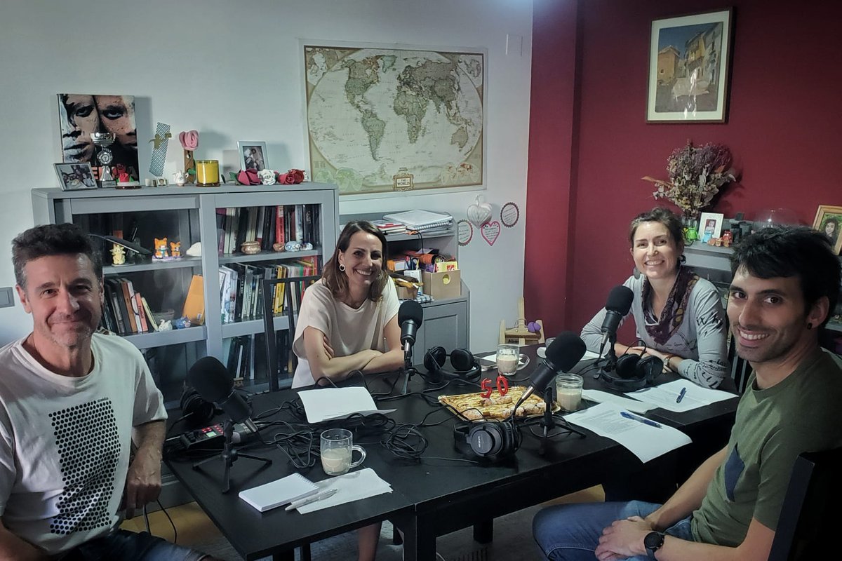 Oskar Marin Bejar (@bejaroskar) on Twitter photo 🎙️ ¡Llega el episodio 50 del podcast <a href="/raticosde100cia/">raticosdeciencia</a> y llega VIVO! +150K escuchas. Con <a href="/CeronLab/">Ceron Lab</a> <a href="/BejarOskar/">Oskar Marin Bejar</a> <a href="/clerfontaine/">Clara Vilches</a> y <a href="/PalomoMarta/">Marta Palomo</a> (científicos, amigos y pilares del proyecto). 📌 charlamos de ciencia, vida y +.
🔊¡Escúchalo ya! acesse.one/DmnnV
#Divulgacion 🎙️ ¡Llega el episodio 50 del podcast <a href="/raticosde100cia/">raticosdeciencia</a> y llega VIVO! +150K escuchas. Con <a href="/CeronLab/">Ceron Lab</a> <a href="/BejarOskar/">Oskar Marin Bejar</a> <a href="/clerfontaine/">Clara Vilches</a> y <a href="/PalomoMarta/">Marta Palomo</a> (científicos, amigos y pilares del proyecto). 📌 charlamos de ciencia, vida y +.
🔊¡Escúchalo ya! acesse.one/DmnnV
#Divulgacion