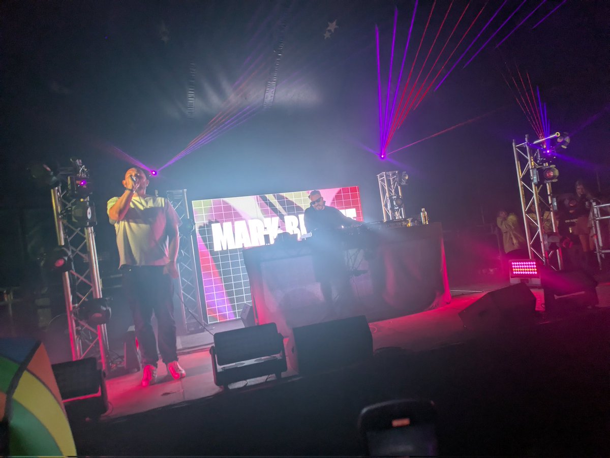 Adam Dando (@adando12334) on Twitter photo What a set by <a href="/markbreezeuk/">Mark Breeze</a> last night and to top it off <a href="/mcwotsee/">James Watts</a>... Wasn't expecting that!! 💥 Definitely kept the best til last of the weekend What a set by <a href="/markbreezeuk/">Mark Breeze</a> last night and to top it off <a href="/mcwotsee/">James Watts</a>... Wasn't expecting that!! 💥 Definitely kept the best til last of the weekend