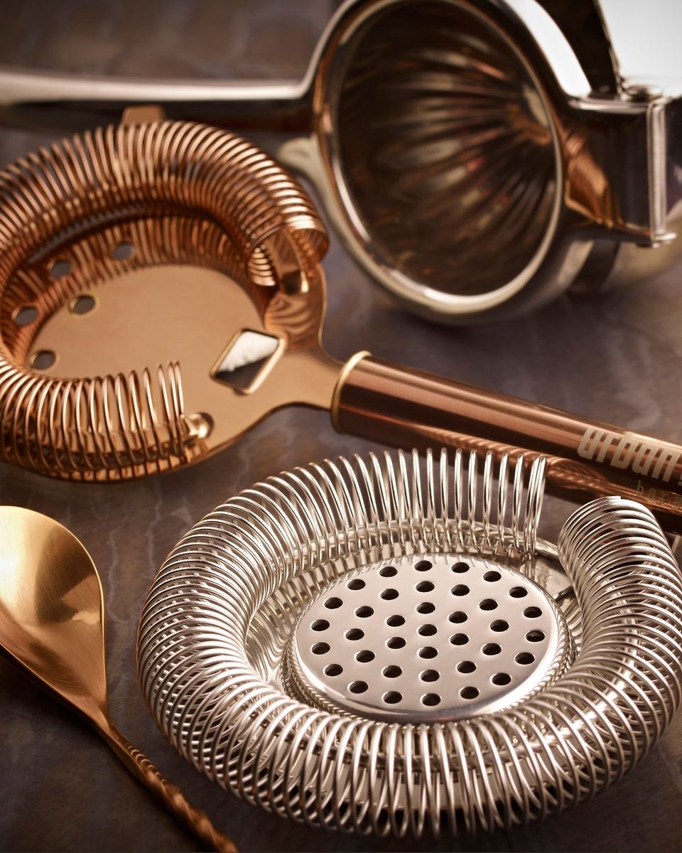 urbanbaruk's tweet image. Behind every great cocktail is more than just skill. It takes the right tools.

Find out more: urbanbar.com/collections/ba… 

#Barware #CocktailTools #BartenderGear #UrbanBar