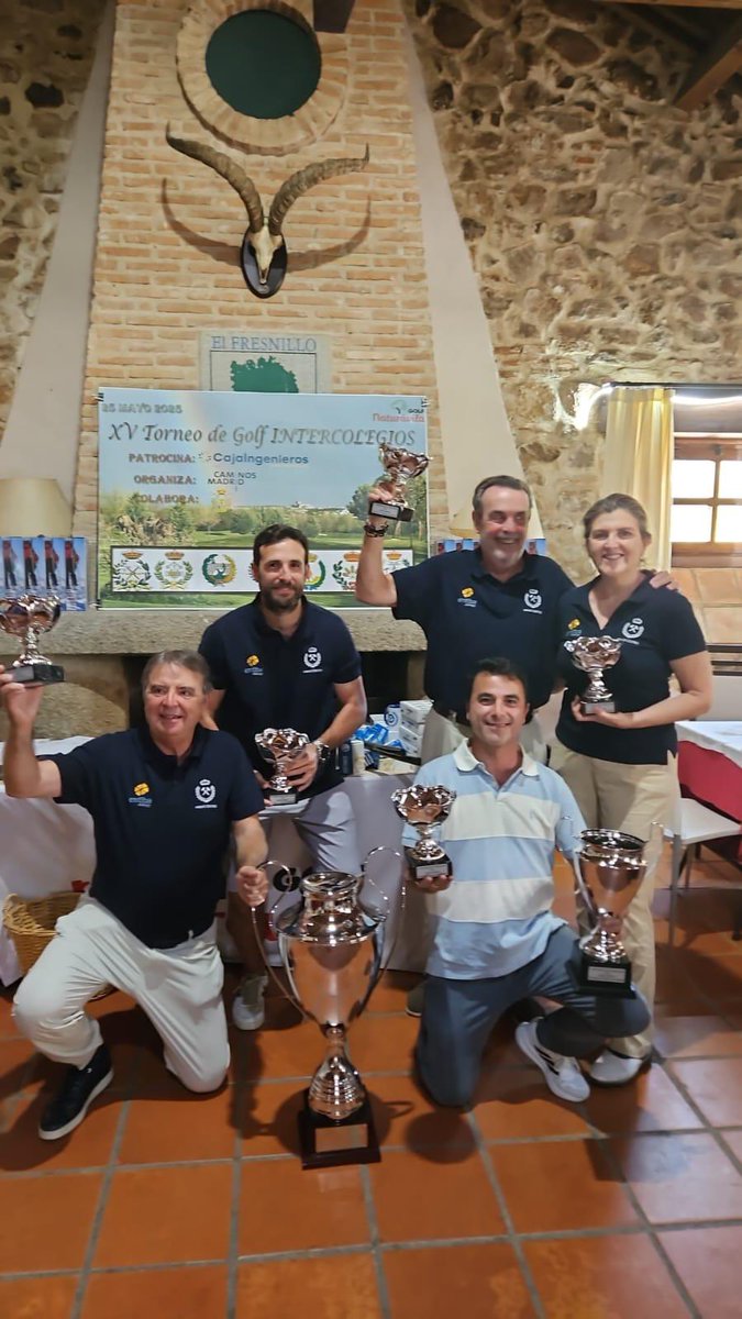 🏆 El Colegio de Minas gana el XV Torneo de Golf Intercolegios de Ingenieros de Madrid, celebrado el 25 de mayo.

¡Enhorabuena #Minas!

Nos vemos el año que viene 🏌️🏌️‍♀️