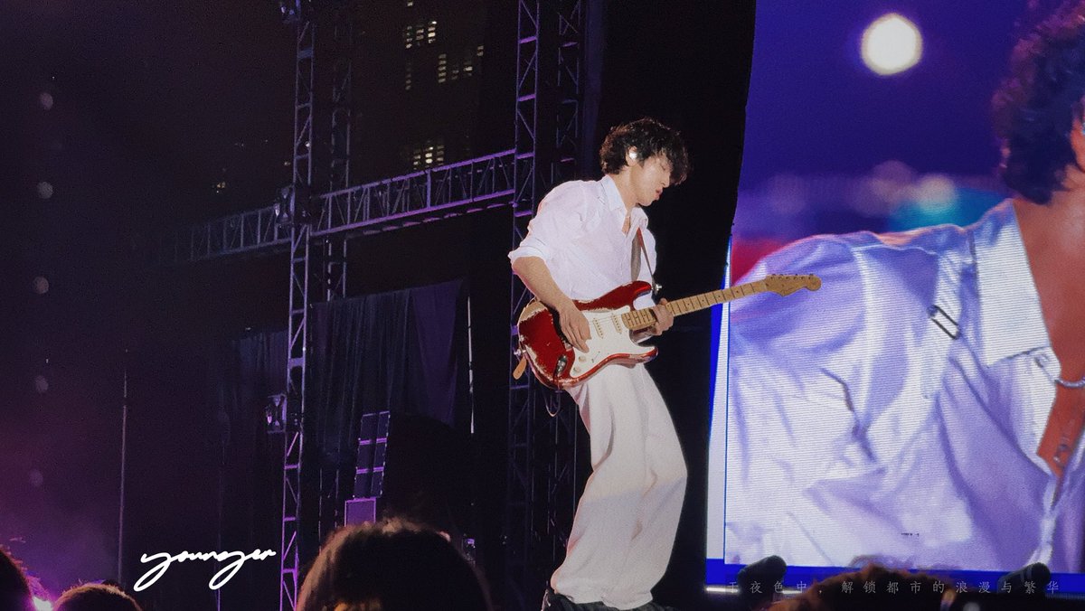 yonger93's tweet photo. Hope we can see each other more often

많이 만났으면 좋겠습니다

@JYHeffect https://t.co/hEqbhcyFjG