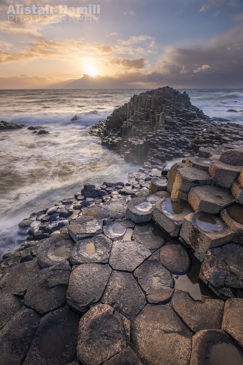 ahamillphotos's tweet image. A few moments of magic light at the Giant's Causeway