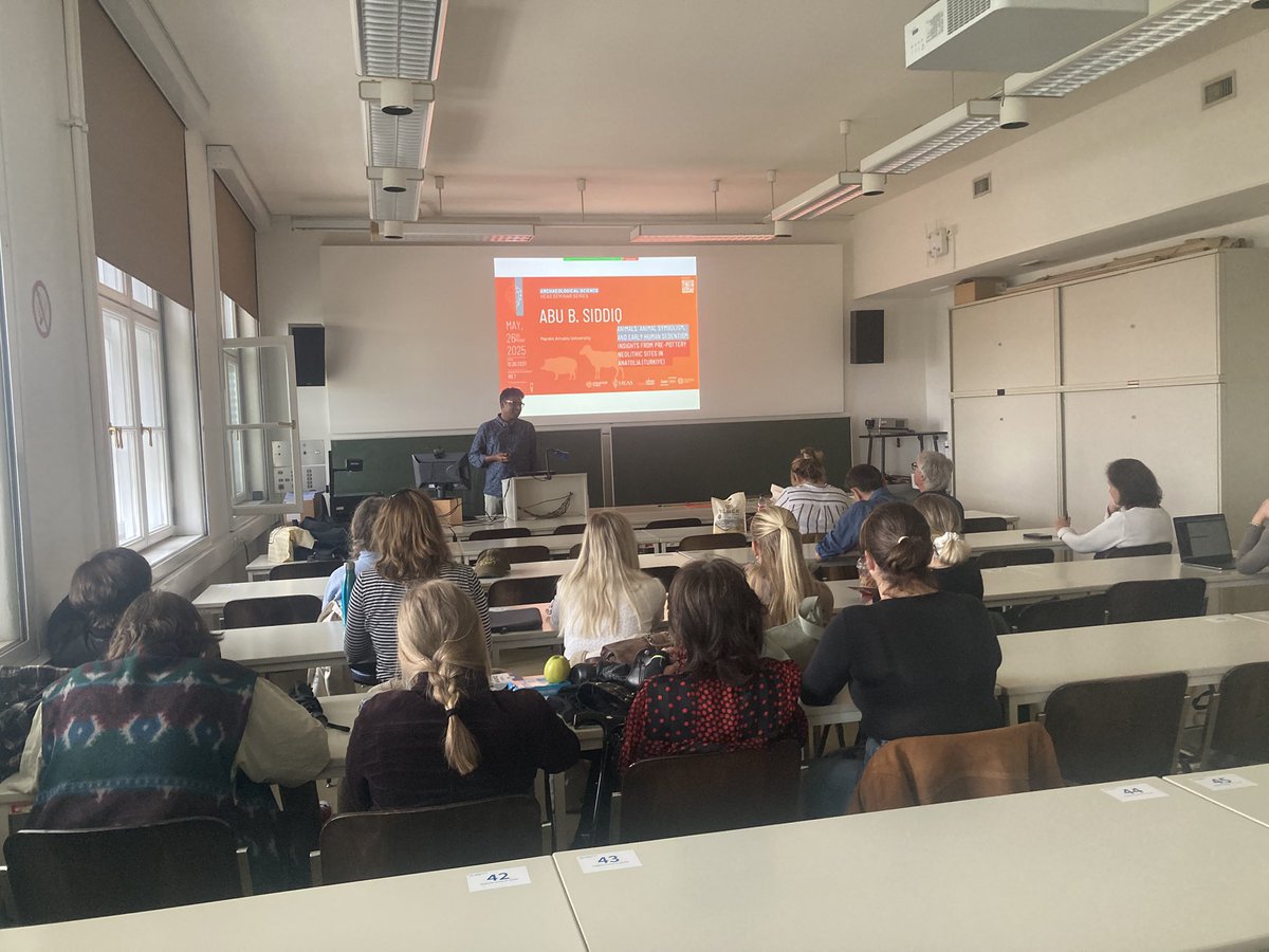 HEAS Vienna (@heasvienna) on Twitter photo #KarlKunst from #HEASVienna introducing #AbuBSiddiq as part of the #HEASSeminar in #ArchaeologicalScience taking place now live and online <a href="/univienna/">Universität Wien</a> #KarlKunst from #HEASVienna introducing #AbuBSiddiq as part of the #HEASSeminar in #ArchaeologicalScience taking place now live and online <a href="/univienna/">Universität Wien</a>