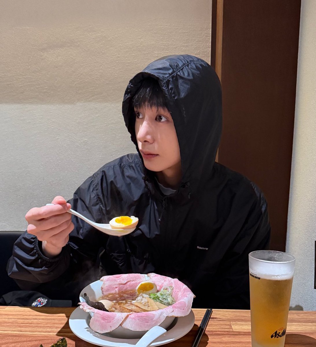 hyungwonspace's tweet photo. he’s so cute 💞 https://t.co/ZYNHgA5McE
