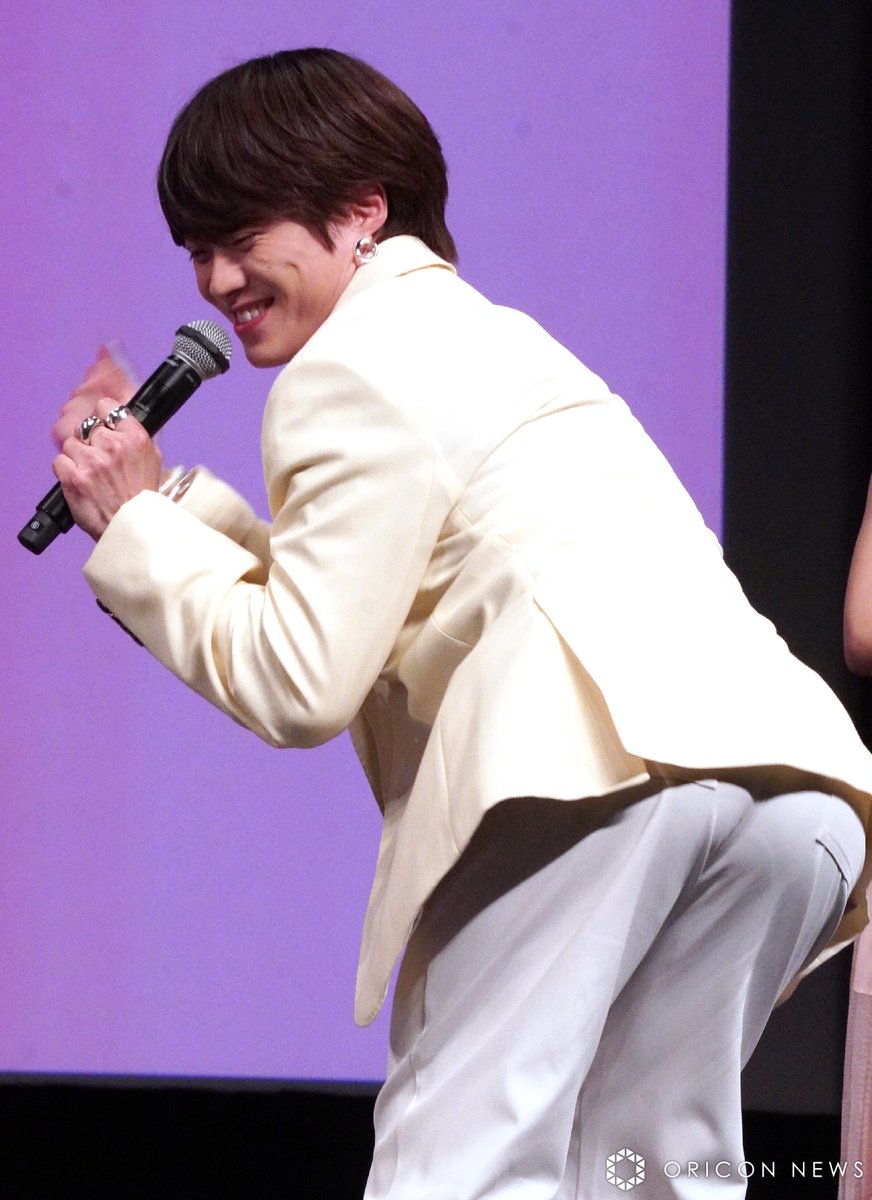 oricon's tweet photo. 映画『君がトクベツ』完成披露試写会✨

なにわ男子・大橋和也、事務所の壁超えたグループ結成❗️
パフォーマンス完成度に
💭「天才ちゃうかな」

🔻詳細＆写真多数
https://t.co/qszQCIUpl8

#映画君がトクベツ #君ベツ @kimibetsu_movie https://t.co/QFHz62wYpV