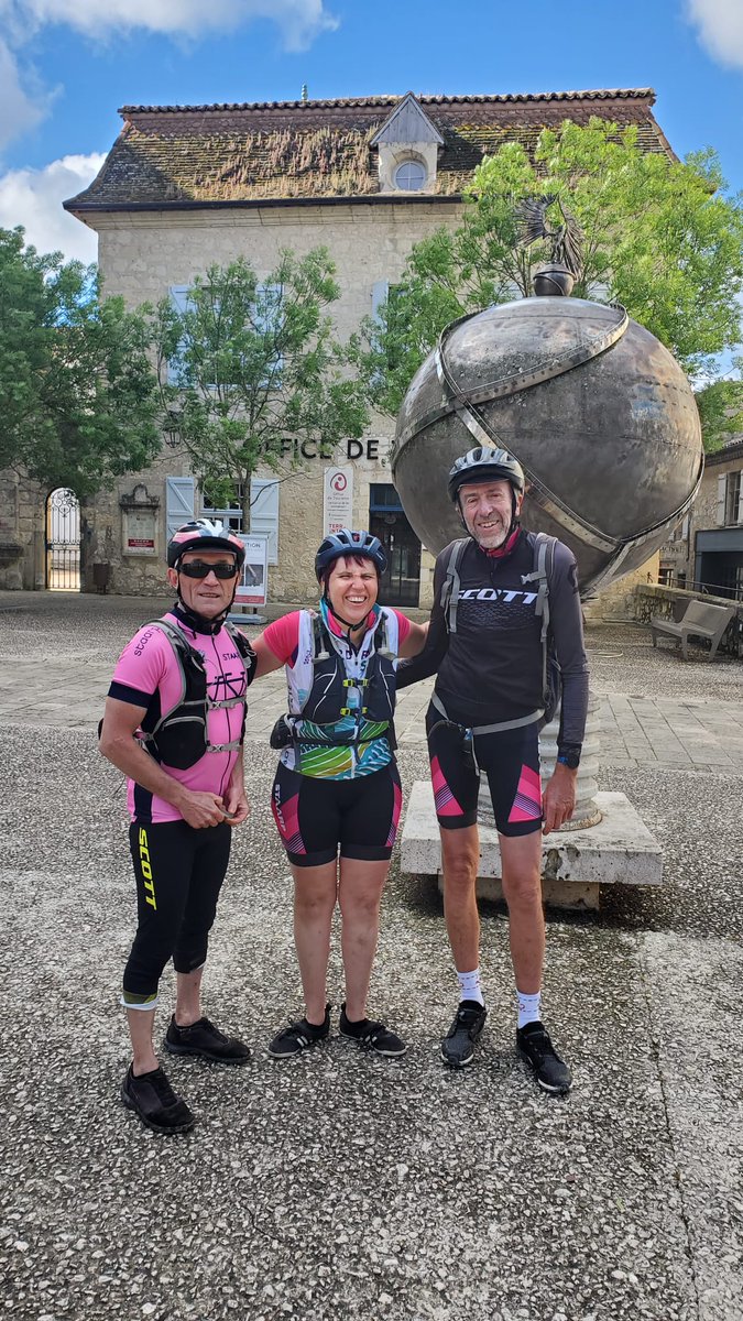 Saluons les performances de nos courageux participants au Bordeaux Sète. Ils ont fait étape à Condon, Lavaur, Saint Chinian. Beaux dénivelés et longues étapes (160 140km...) !!