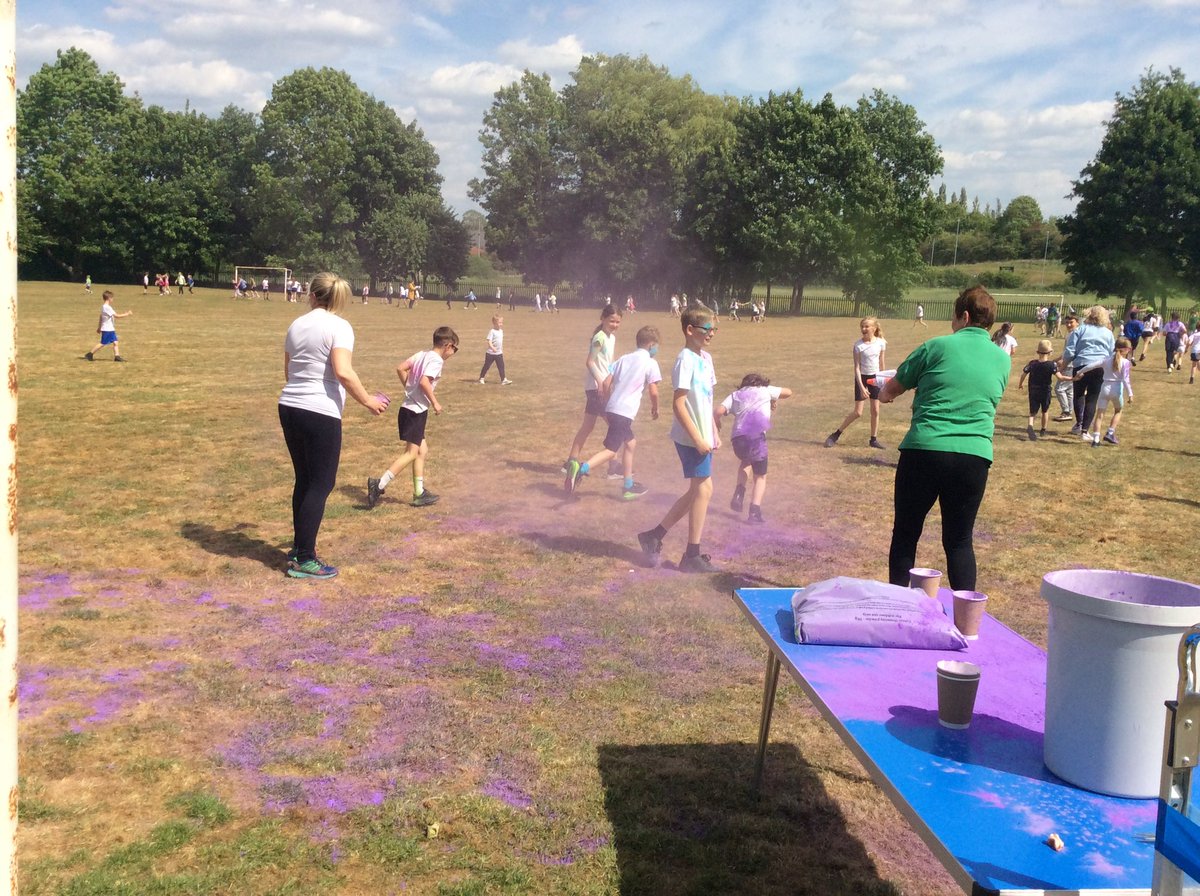Thythorn Field Primary School 💙 (@thythornfield) on Twitter photo 