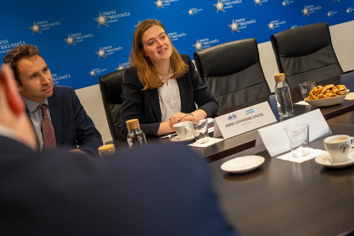 ALDE Party (@aldeparty) on Twitter photo 🌾 🐟 Ahead of today’s #AGRIFISH <a href="/EUCouncil/">EU Council</a>, liberals met to align on our shared priorities.
<a href="/timmydooley/">Timmy Dooley</a> <a href="/AnneC_Dalcq/">Dalcq Anne-Catherine</a> discussed the future of CAP, the next EU budget and support for Europe’s farmers.
A clear and strong EU budget is vital for:
✅Food security
✅Resilient 🌾 🐟 Ahead of today’s #AGRIFISH <a href="/EUCouncil/">EU Council</a>, liberals met to align on our shared priorities.
<a href="/timmydooley/">Timmy Dooley</a> <a href="/AnneC_Dalcq/">Dalcq Anne-Catherine</a> discussed the future of CAP, the next EU budget and support for Europe’s farmers.
A clear and strong EU budget is vital for:
✅Food security
✅Resilient