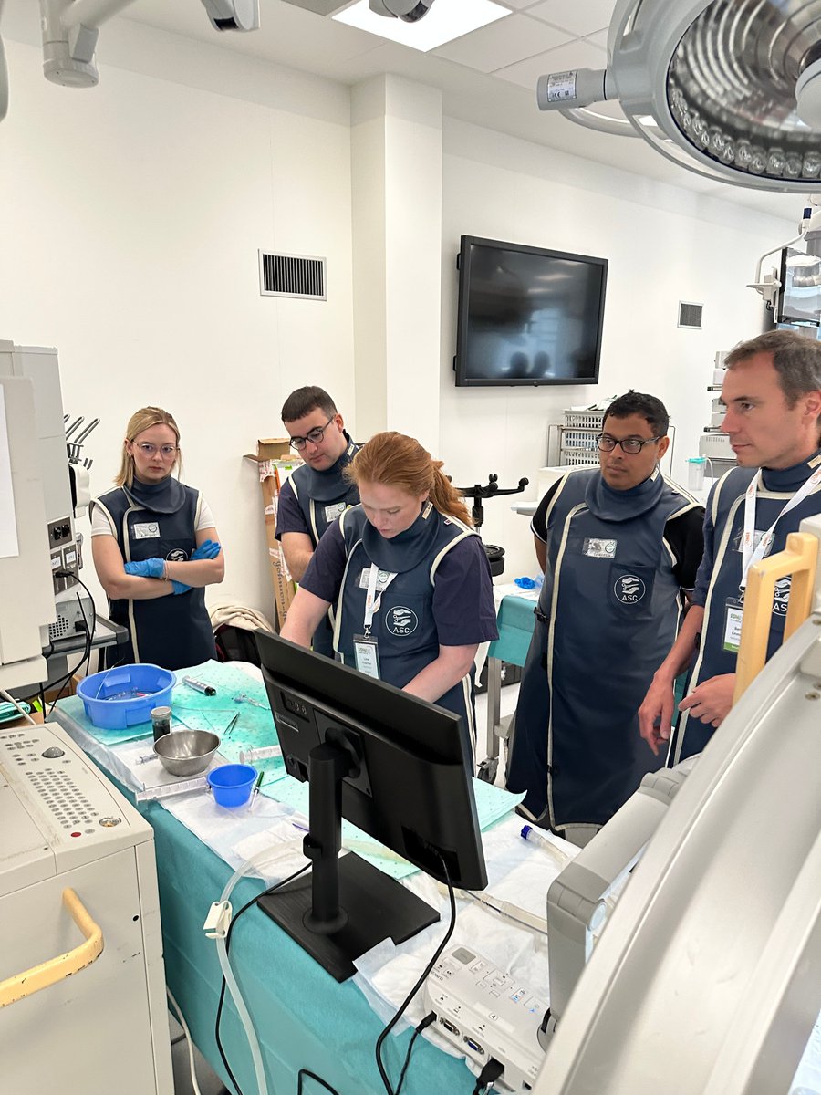 esmintsociety's tweet image. 🚀 Day 1 of the #ESMINT Skills Training 2.1 is underway in Amsterdam! Hands-on training, expert mentoring & focused learning in #StrokeTreatment. Great to see the energy 🙌 @Aggour @GuenegoAdrien @VladimirKZagreb @anna_kyselyova @Roland_K_Schwab @JanHendrikBuhk @MPeyT1 @jc__ray