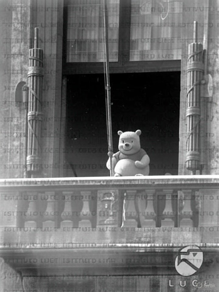 Lore__82's tweet photo. "vincere e vinceremo"

Winnie the Pooh https://t.co/Ai1OsQn2iv