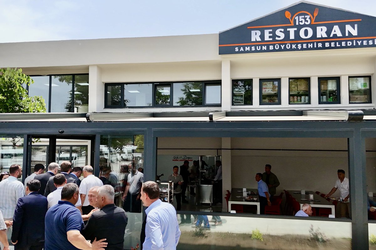 Merkezimize insanımızı alarak gönüllere dokunan hizmetleri şehrimize kazandırıyoruz.

📌Bugün Bafra’mızda “Samsun Büyükşehir Belediyesi 153 Restoranımızın” açılışını gerçekleştirdik.
Açılışımıza Milletvekilimiz Sn. Orhan Kırcalı, Bafra Belediye Başkanımız Sn. Hamit Kılıç,