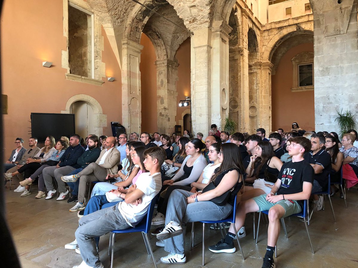 Centre d'Estudis Sinibald de Mas de Torredembarra tweet media