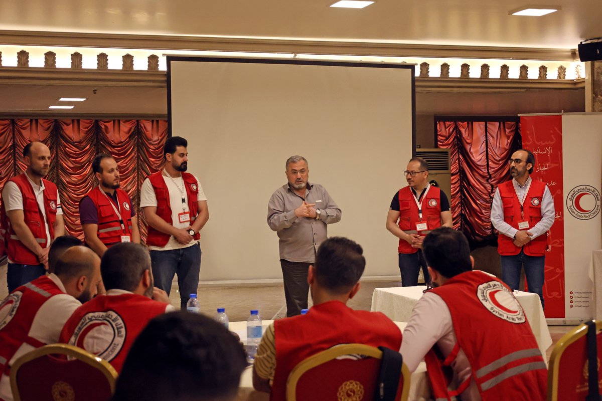 To mitigate war's effects, IHL sets rules like caring for the wounded and protecting civilians.

A two-day training in #Aleppo for 32 volunteers, supported by <a href="/ICRC/">ICRC</a>, covered IHL's history, principles, and enforcement.