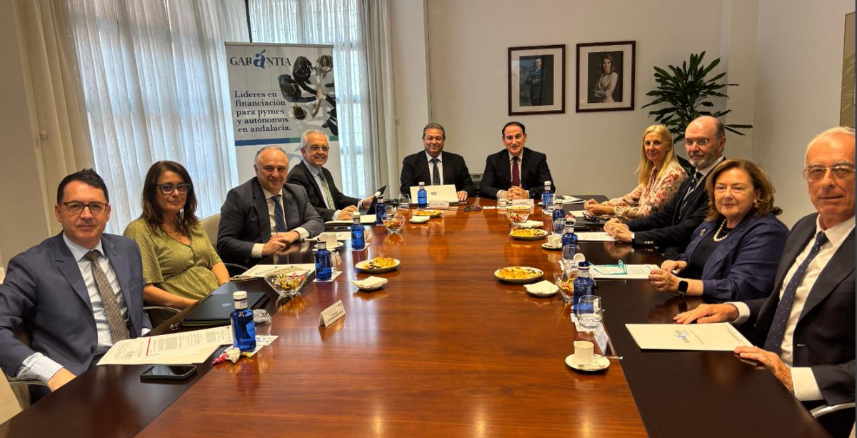 SGR_Garantia's tweet photo. ➡️ @SGR_Garantia  𝗰𝗲𝗹𝗲𝗯𝗿𝗮 𝗝𝘂𝗻𝘁𝗮 𝗚𝗲𝗻𝗲𝗿𝗮𝗹 𝗢𝗿𝗱𝗶𝗻𝗮𝗿𝗶𝗮 𝗲𝗻 𝗚𝗿𝗮𝗻𝗮𝗱𝗮. Aprobamos por unanimidad las cuentas del ejercicio 2024, formuladas el pasado mes de marzo.

🔗 Más información: 

https://t.co/K1vylNhaHF https://t.co/4ovAKIvV8H