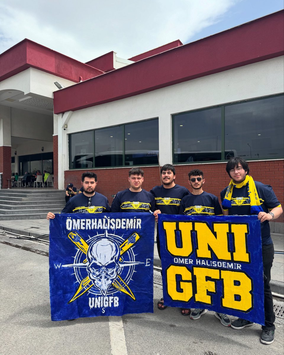 NE YILDIZLAR NE DE KUPALAR !

Ömer Halisdemir UNIGFB olarak Fenerbahçe’mizi yalnız bırakmamak adına Mersin yolundayız.