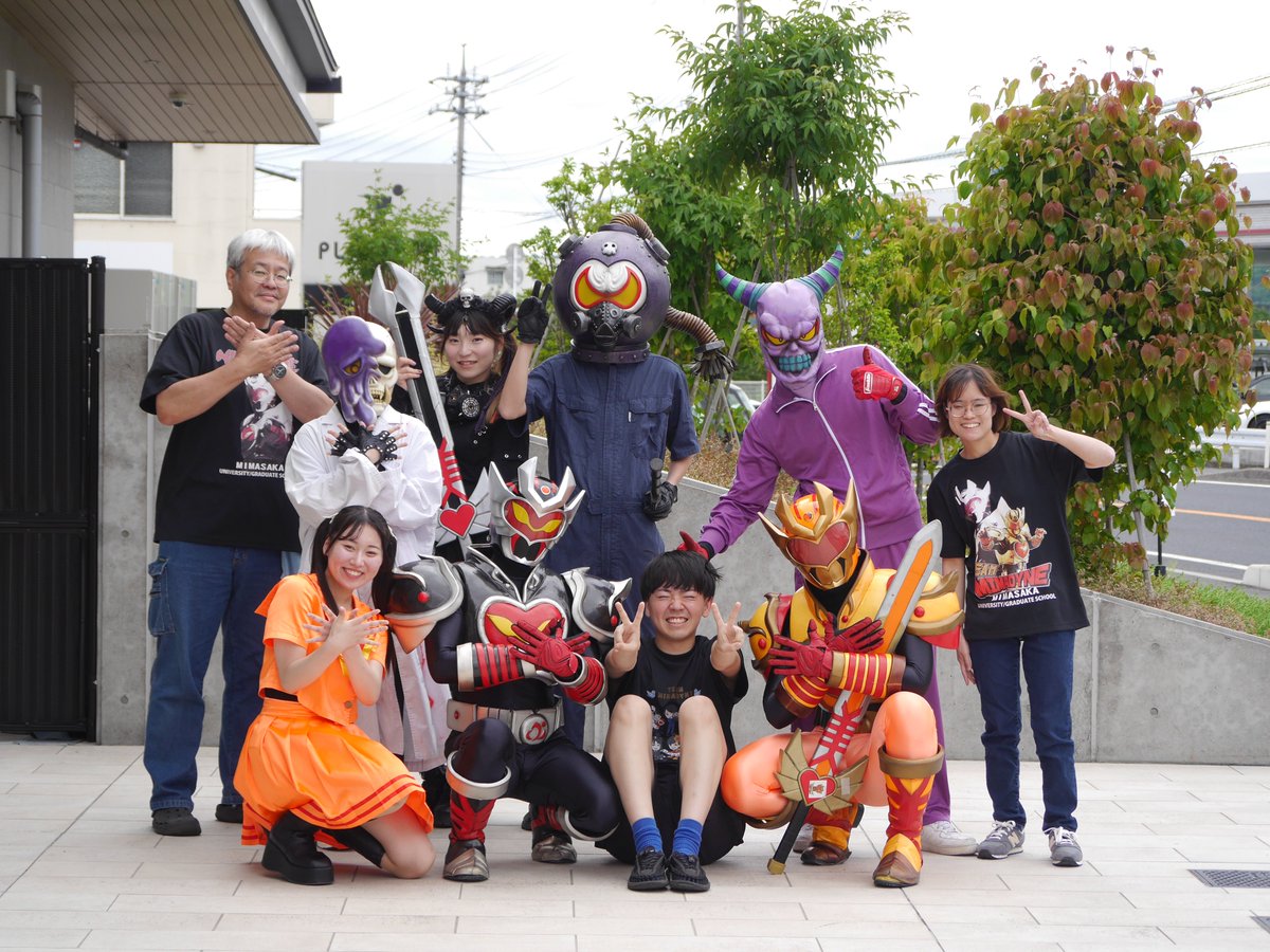 MIMADYNE's tweet photo. 先代ミマダインの◯ンバ先輩が見にきてくれたぜ!
#PLATPORT https://t.co/f8kWygQx4N
