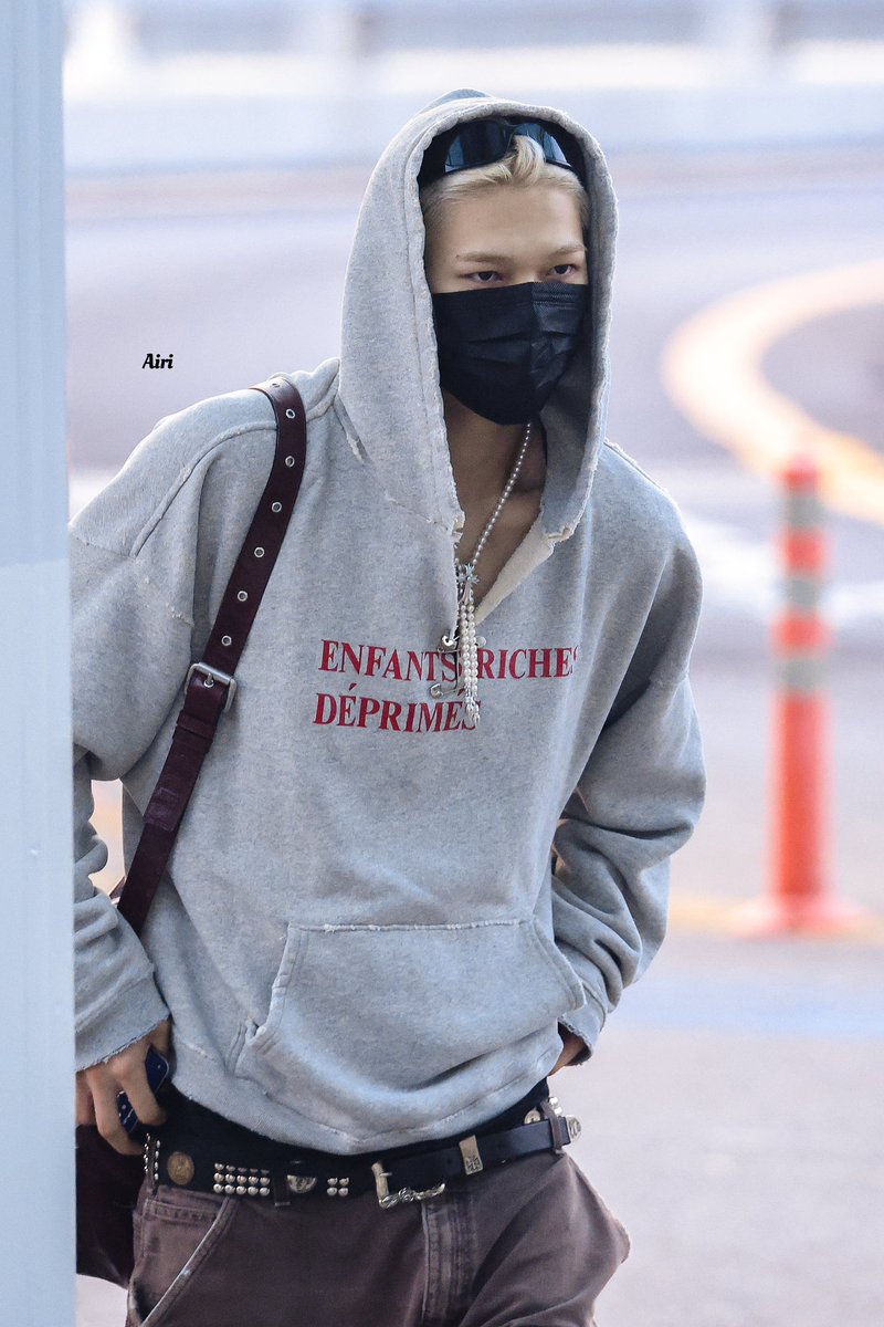 Btw his hoodie says "depressed rich kids"