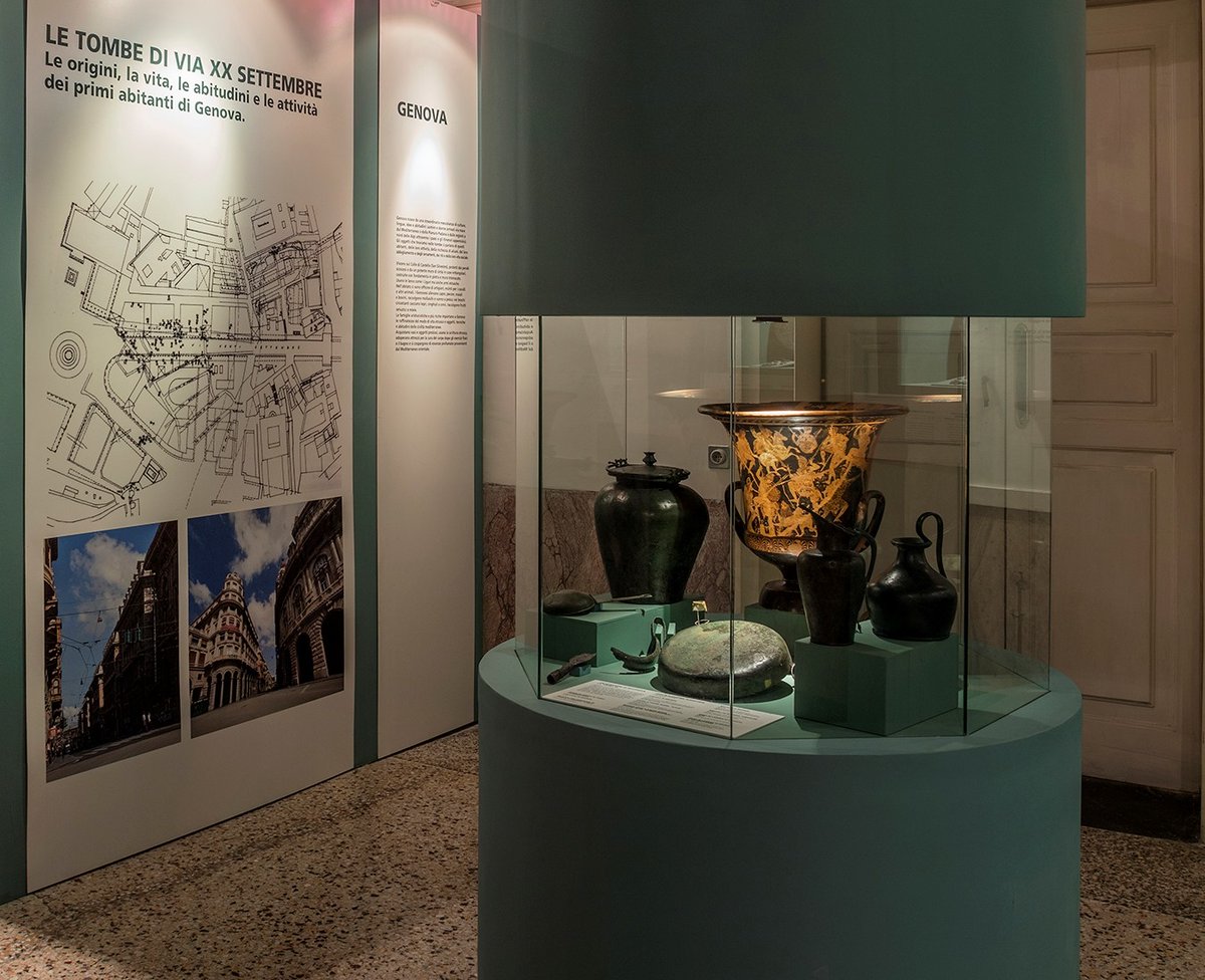 GenovaEventi's tweet photo. 🏺 Avete già visitato la mostra "Leggere i vasi figurati" al #MuseodiArcheologiaLigure?
🗓 Fino al 30 maggio, venite a riscoprire la storia dei primi abitanti della città attraverso i #vasi figurati ritrovati nelle #sepolture preromane
Scopri di più 👉 https://t.co/E0NouDf0fz https://t.co/zqhDoUAAvI