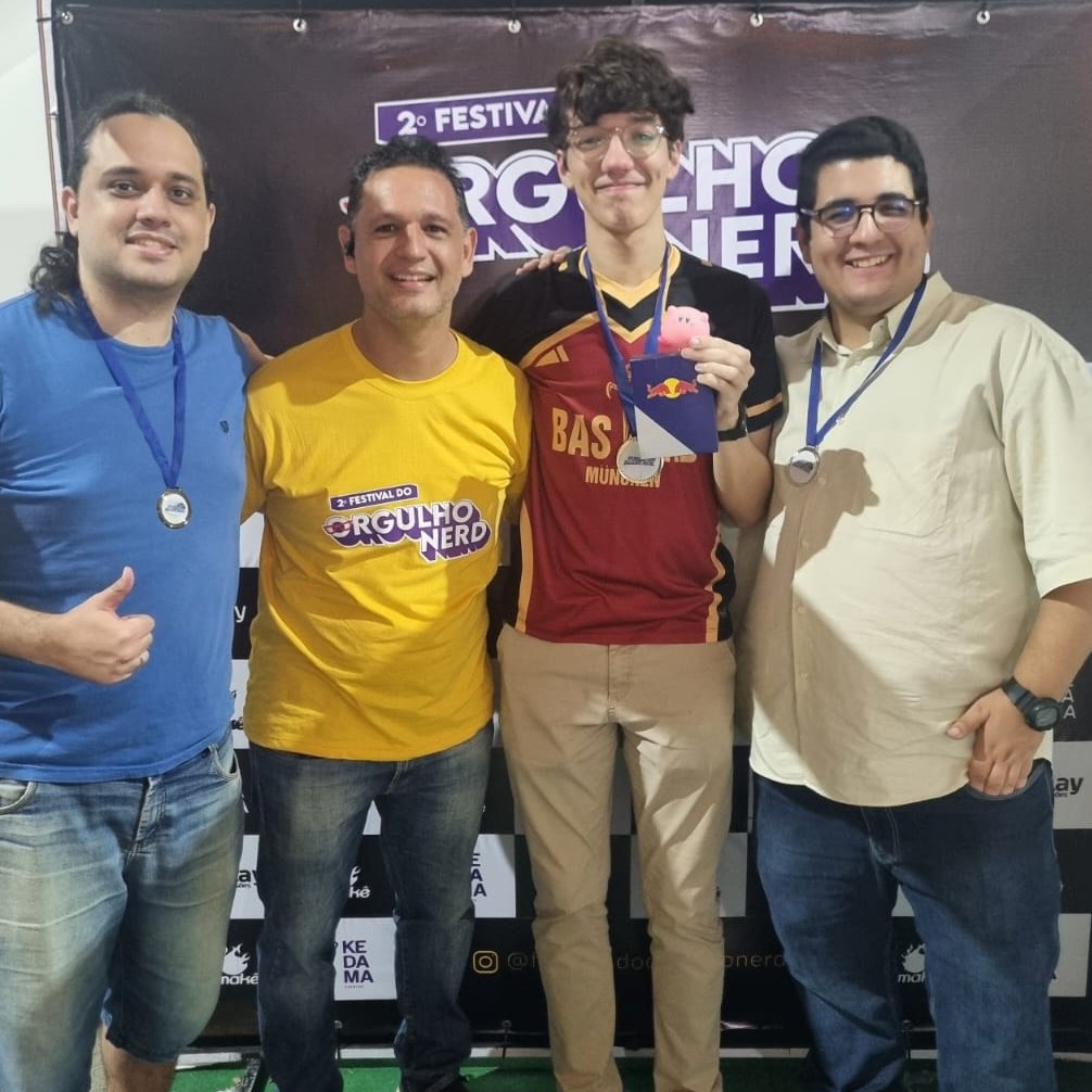 bros_pe's tweet image. Top 8 do 2° Smash Orgulho Nerd!
🥇F4T | dokebu
🥈DF | Jon
🥉SSBPE | Akashi
