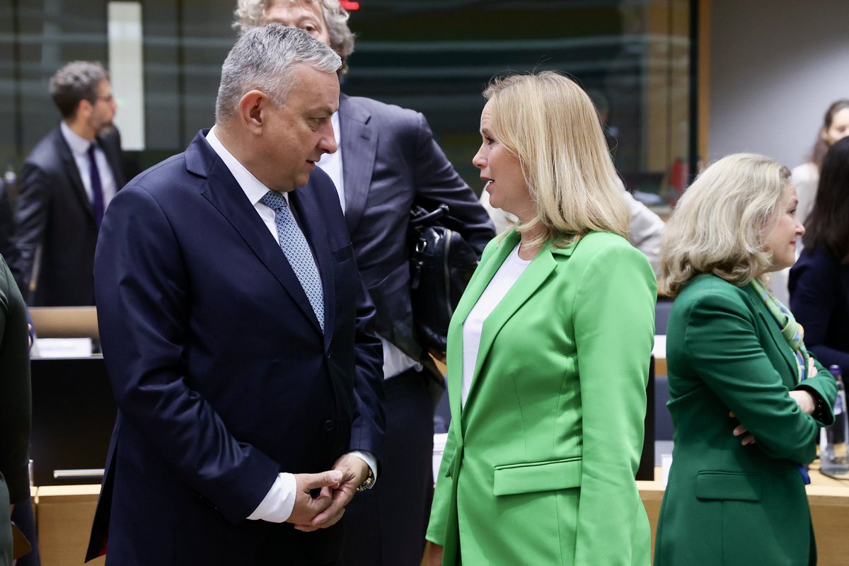 Bij de RBZ Ontwikkeling in Brussel sta ik voor een effectieve inzet van EU hulpmiddelen met een belangrijke rol voor kennis en kunde van het NL bedrijfsleven. Ik zet in op een brede relatie met landen om onze belangen te dienen, onder andere op het gebied van migratie.