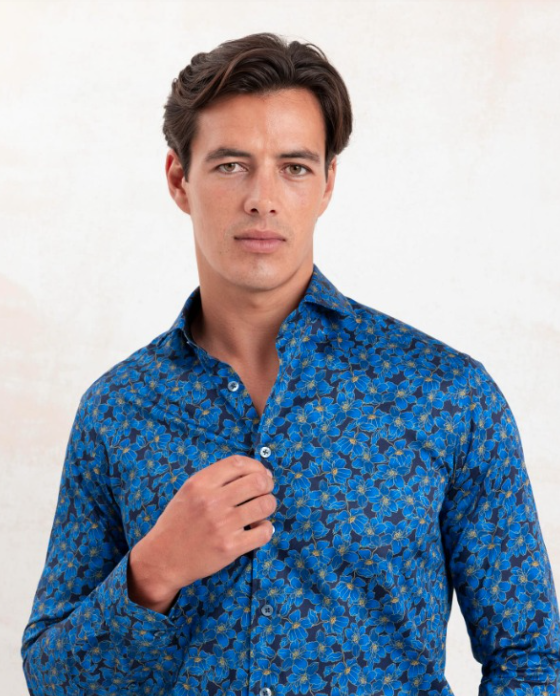 INTOUCH_RUGBY's tweet photo. Stand out for all the right reasons. https://t.co/C89DONTmJr ... @blakemillfash  ... now live @ https://t.co/mfuNWdJEhw !  #blakemill #menswear #ad #fathersdaygifts #style https://t.co/uGtiu74dRg