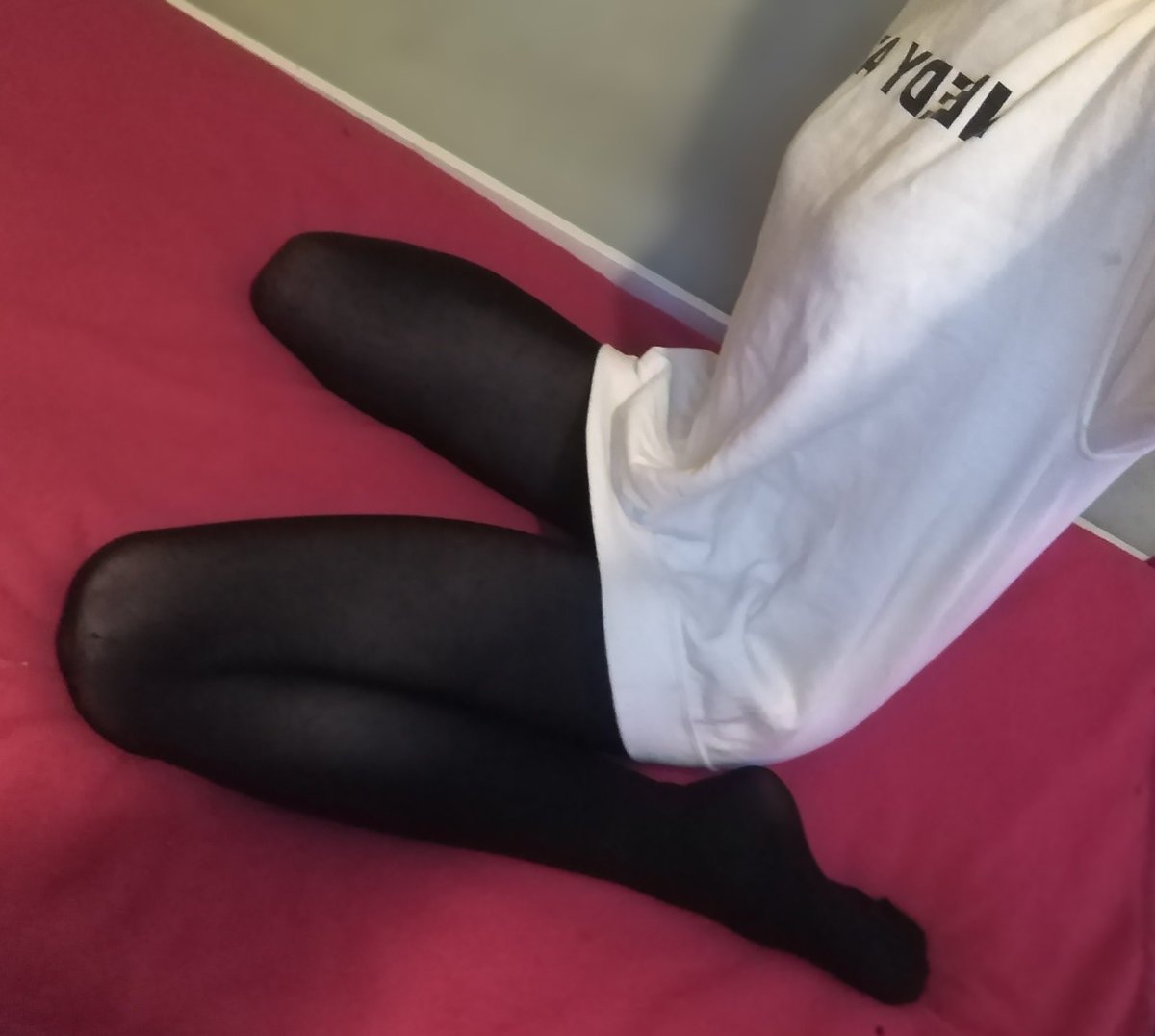IzziAfterHours's tweet photo. Needy AF. https://t.co/RHVNNpdkOI
