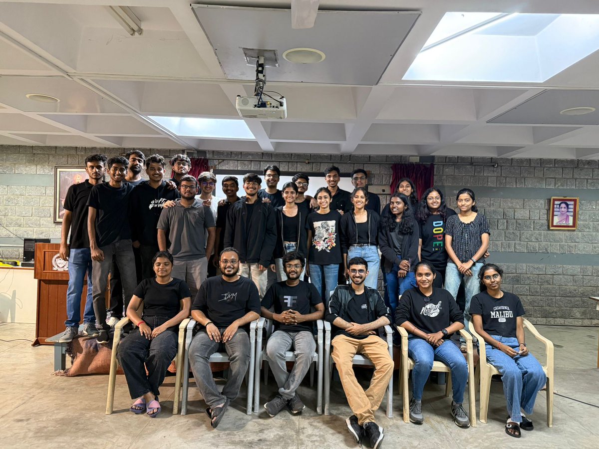 ImpanaKS_02's tweet image. From attendee to organizer!
Co-hosted my first ever workshop &amp;amp; hackathon with @aibrewery.
So many bugs, ideas, and memories packed into one weekend!

#HackathonVibes #AIinCollege #TechEvents