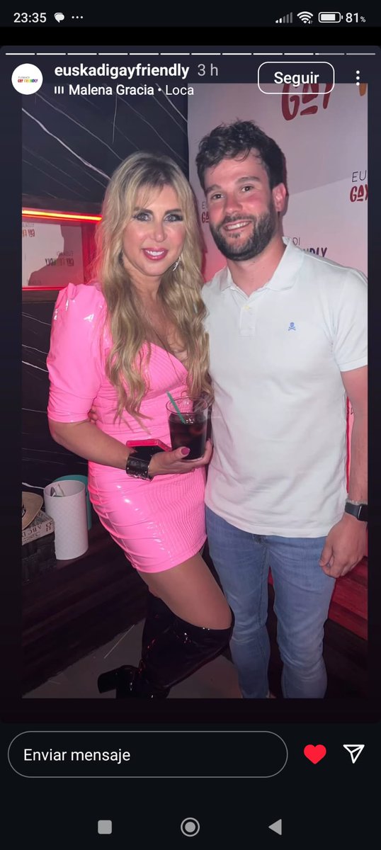 Este sabado24 de mayo estuve cantando en #bilbao sala <a href="/BadulakeBilbao/">Cafe-teatro Badulake</a>