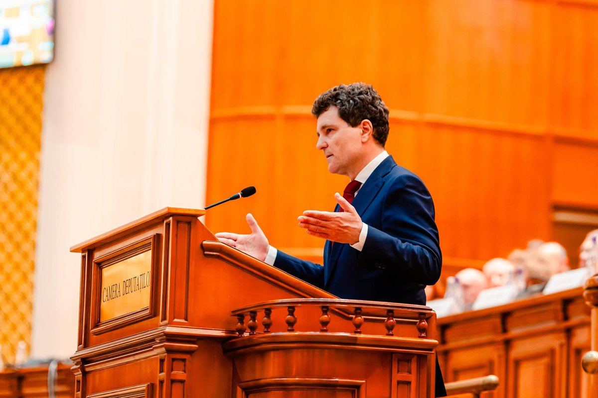 Nicușor Dan tweet media
