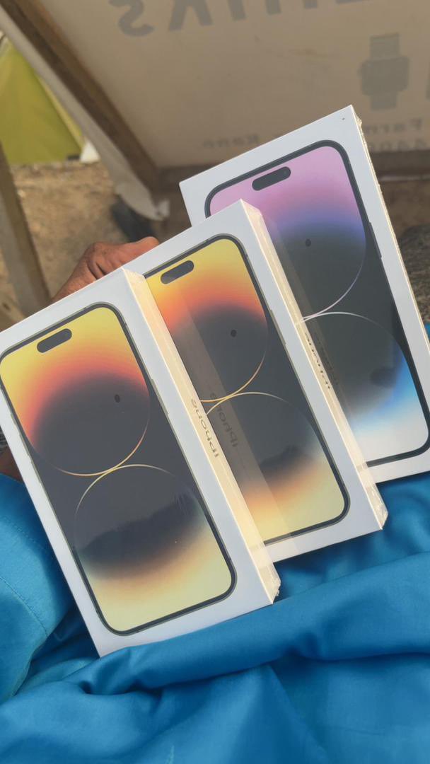 ✅IPHONE 14PRO MAX 256GB
✅PRICE : 980K  SEALED 

DM/CALL 08145632298
NATIONWIDE DELIVERY 🛍️🚚 

NO: G47  BELLO  KANO DIGITAL MARKET FARM CENTER KANO.