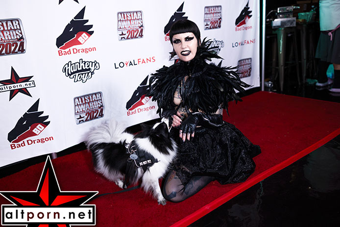 Welcome Malice McMunn as Trophy Goddess Host for the 2025 AltStar Awards presented by Bad Dragon 
See the Post ► altporn.net/news/2025/05/2…

Get 2025 #altstarawards Tickets while they last! ► altstarawards.com

Featuring: <a href="/bad_dragon/">Bad Dragon</a> <a href="/Malice666Mcmunn/">Alice Mcmunn/</a>