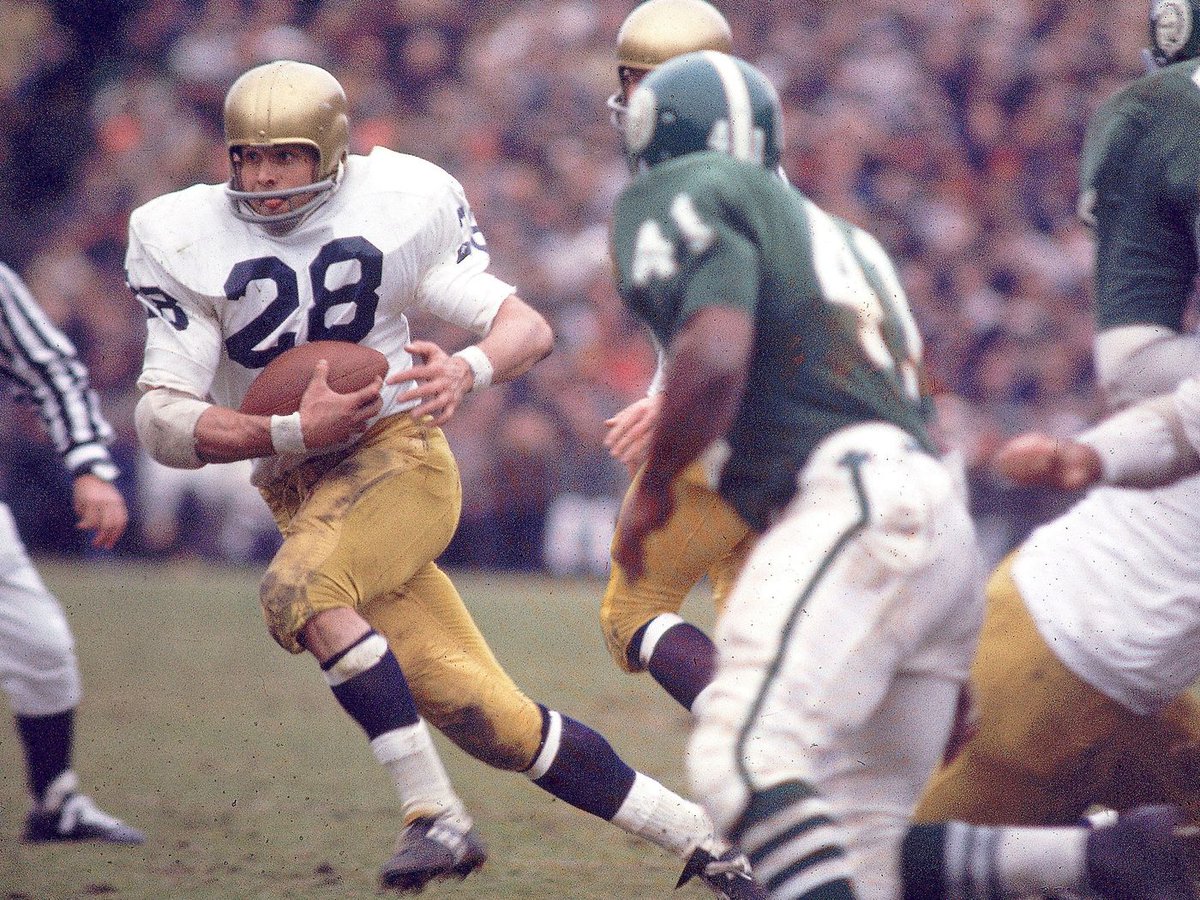 Fravel_Ryan's tweet photo. Next up, We Honor Former ND Running back, 4 Time SuperBowl Champion & Vietnam War Veteran Rocky Bleier🇺🇸

A year after being drafted by the Pittsburgh Steelers, Bleier was drafted & served in the US Army during the Vietnam War.  He was wounded during combat in 1969, receiving a Bronze Star & Purple Heart.

Despite his injuries, he returned to the Steelers becoming a SuperBowl Champion.