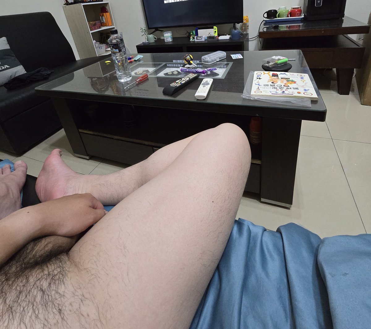 新竹舉辦裸體學生派對
有沒有興趣參加

6月8日 18:00 
快點表單填寫起來
forms.gle/WeT3xQjz2BSCec…