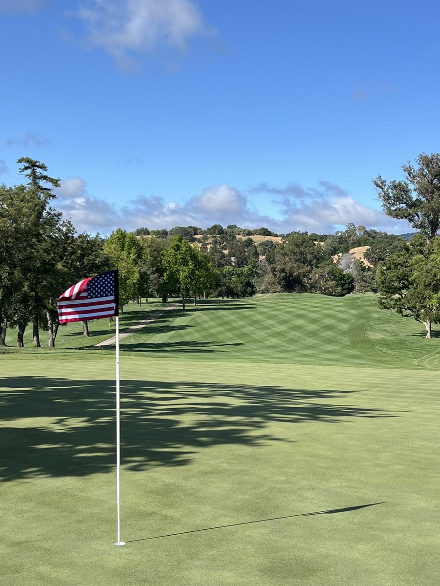 Today, we pause to honor and remember the brave men and women who gave their lives in service to our country. Their sacrifice will never be forgotten. #TroonAgronomy