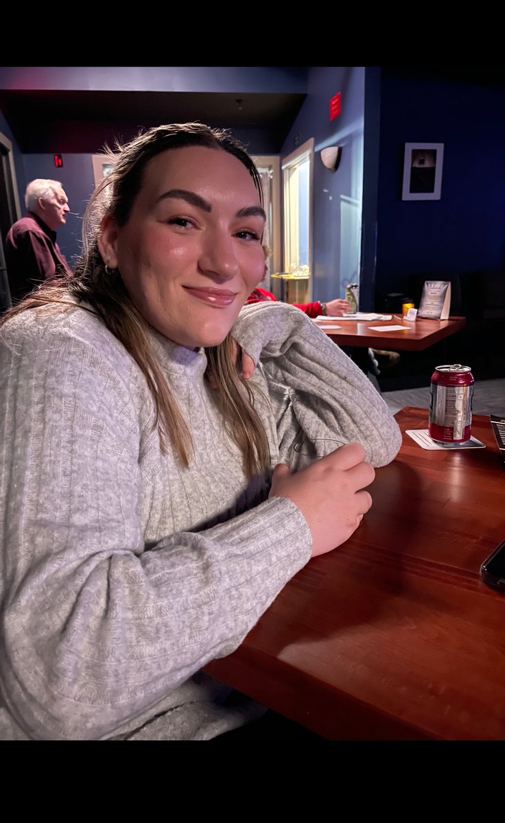 NBTStweets's tweet photo. For years, Abby and her loved ones were left with questions and no answers until she was diagnosed with an 8-cm #pituitarytumor and a rare condition called #acromegaly, a growth hormone disorder.

Read her #braintumor story this #GrayMay: https://t.co/aERxmFXwn7

#BTAM https://t.co/aZkjVWWkb1