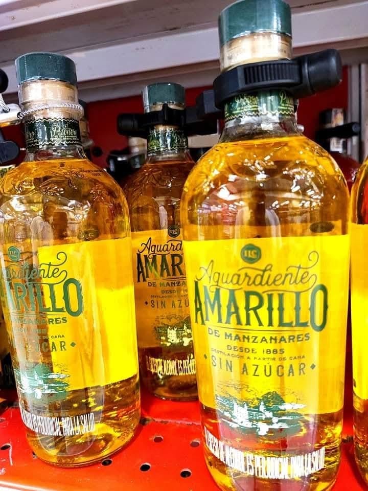 Henrygutian's tweet photo. ¡Gran noticia para Caldas! 
Antioquia autorizó la venta de nuestros aguardientes por los próximos 10 años. Esto significa que productos como el Aguardiente Amarillo de Manzanares y el Aguardiente Cristal podrán comercializarse libremente en este departamento, gracias al fallo de la Corte Constitucional que eliminó las restricciones departamentales en la venta de aguardientes .

Este avance fortalece la presencia de la Industria Licorera de Caldas en el mercado nacional y representa una oportunidad significativa para el crecimiento económico de nuestra región. Además, promueve la libre competencia y ofrece a los consumidores una mayor variedad de opciones.

¡Seguimos trabajando por el desarrollo y la proyección de Caldas! 
#AguardienteAmarillo #LibreCompetencia #IndustriaLicoreraDeCaldas