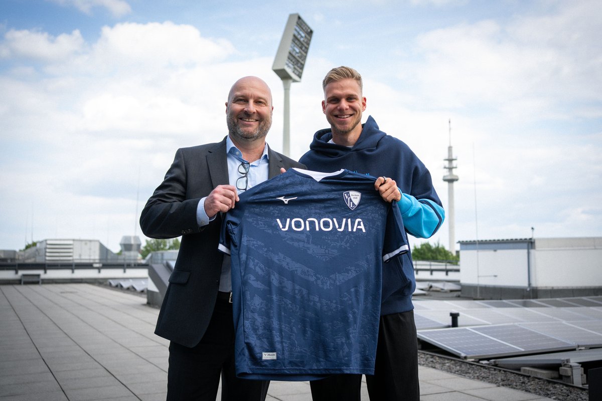 Willkommen anne Castroper, Leo!🙌 

Infos zur Leihe hier 👉 vfl-bochum.de/de/news/2025/m… 

#TachLeo