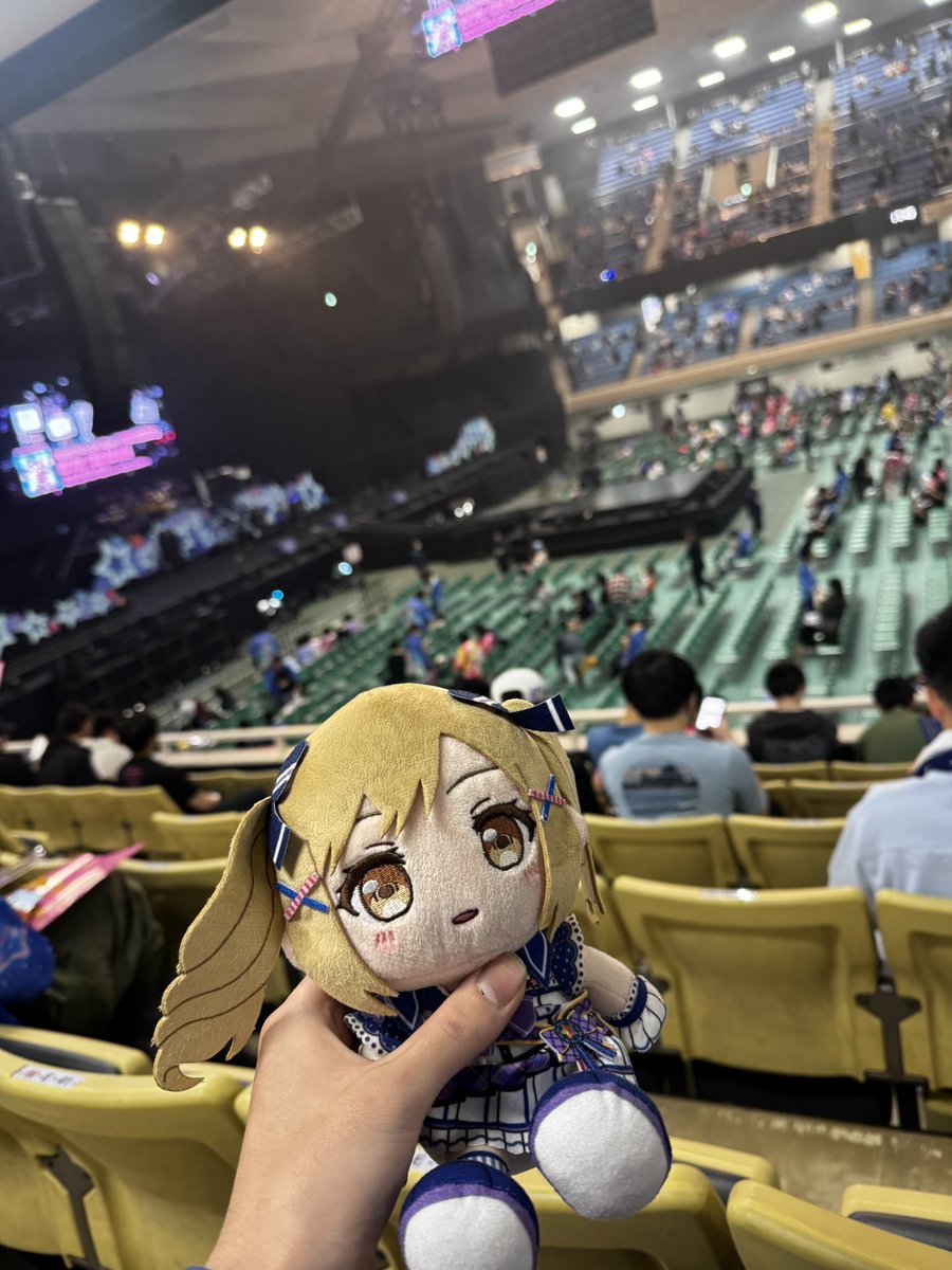 atmdxdxp714's tweet photo. ポピパ10周年おめでとう御座います！
そして最高のライブをありがとう！
初めてのライブがbreakthrough！！
でその頃はコロナ真っ盛りで行くのを迷っていたけど、結果行きそのおかげで今ポピパを推すことができました！これも何かの運命だと思っています！今後とも応援します！
#ポピパ10周年 https://t.co/sHPlFt06aU