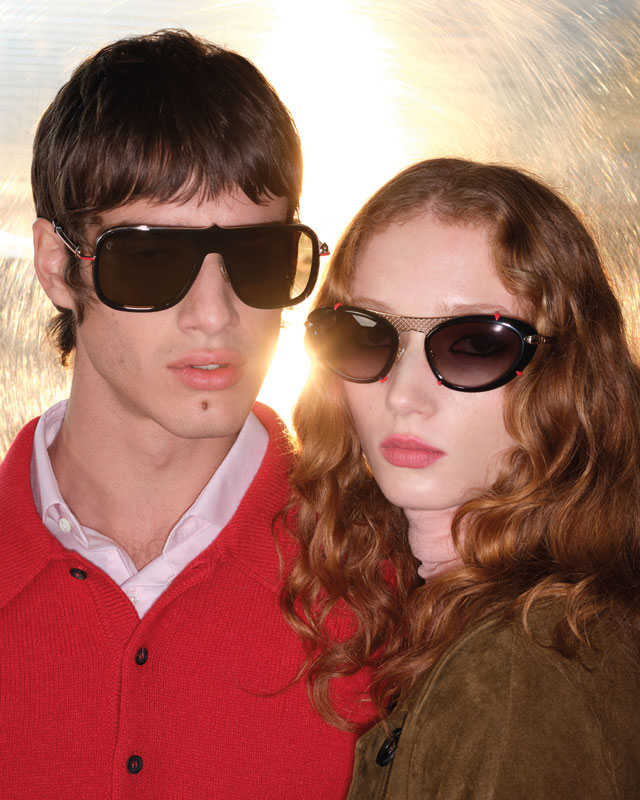 RenegadoRadio's tweet image. La nueva colección de Christian Louboutin y Bolon Eyewear con #GawinCaskey está 😍

Pura elegancia urbana, desde los loafers hasta los lentes que gritan &apos;dame attitude&apos;

¿Cómo llevas tú el estilo?
Compartan su look 

#MiVibra2025  #Moda2025 #UGC