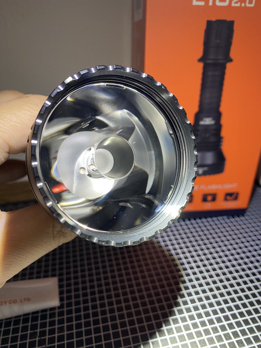 masachandra's tweet image. 飛び系ライトACEBEAM L19 2.0
完全にライトセーバーで好き😍
初のTIRレンズ
サイドボタンは暗闇だと押し難い。
#ACEBEAM
#l19 
#ロマンス砲
#ライトセーバー
#グリーンライト