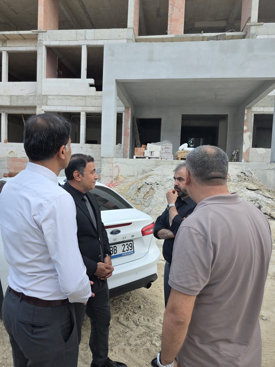 Adana İl Millî Eğitim Müdürlüğü (@adanamem) on Twitter photo İl Müdürümüz Sn. Yusuf Tüfekçi, Karataş ilçemizde yapımı devam eden ilkokul inşaatında incelemelerde bulundu. Çalışmalar hakkında yetkililerden bilgi alan müdürümüz, inşaat sürecinin planlanan takvime uygun ilerlemesinden duyduğu memnuniyeti dile getirdi.<a href="/tcmeb/">Millî Eğitim Bakanlığı</a> <a href="/tufekciyusuf/">Yusuf TÜFEKÇİ</a> İl Müdürümüz Sn. Yusuf Tüfekçi, Karataş ilçemizde yapımı devam eden ilkokul inşaatında incelemelerde bulundu. Çalışmalar hakkında yetkililerden bilgi alan müdürümüz, inşaat sürecinin planlanan takvime uygun ilerlemesinden duyduğu memnuniyeti dile getirdi.<a href="/tcmeb/">Millî Eğitim Bakanlığı</a> <a href="/tufekciyusuf/">Yusuf TÜFEKÇİ</a>